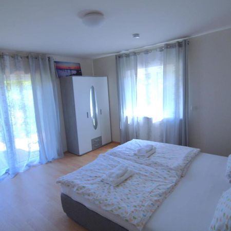 The Gold House 80Qm Gemuetlich Und Erholsam! Διαμέρισμα Kleinblittersdorf Εξωτερικό φωτογραφία